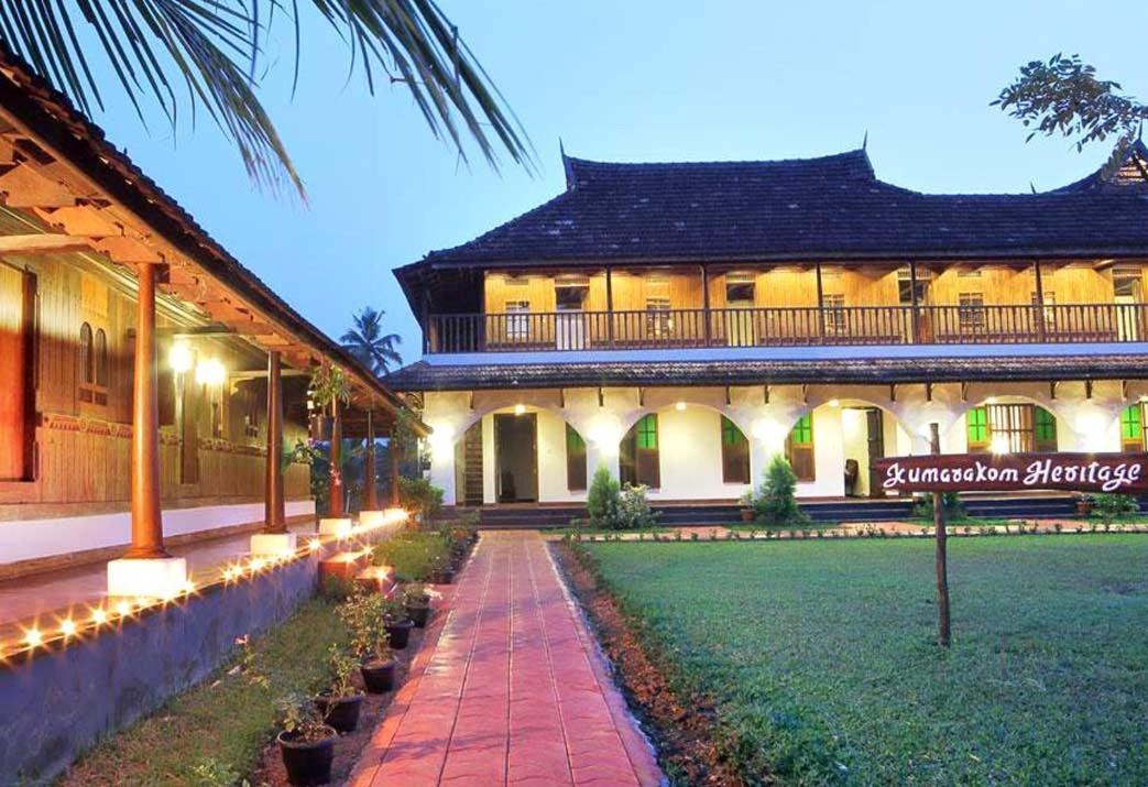 Kumarakom Heritage Resort Kottayam Bagian luar foto