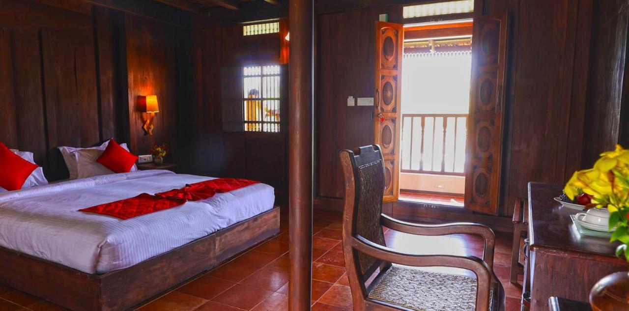 Kumarakom Heritage Resort Kottayam Bagian luar foto